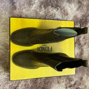 Fendi boots unused size 40 🔥FINAL price🔥